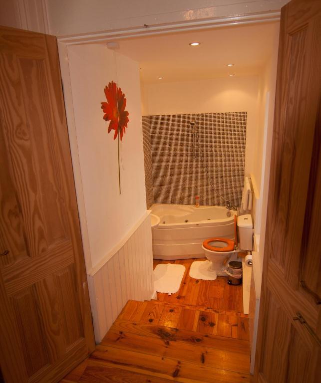 Clarmont Guest House Portrush Værelse billede