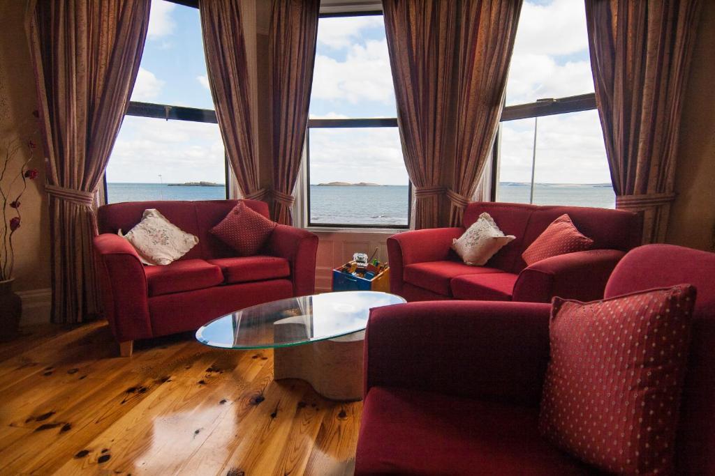 Clarmont Guest House Portrush Eksteriør billede